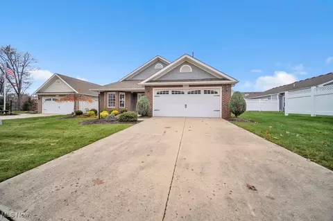 Exterior - 16822 Hinsdale Ct, Middleburg Heights, OH 44130 photo 1 of 6