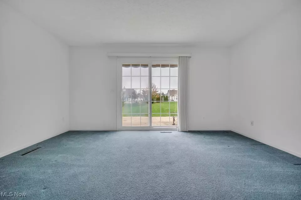 Bedroom - 16822 Hinsdale Ct, Middleburg Heights, OH 44130 photo 1 of 5