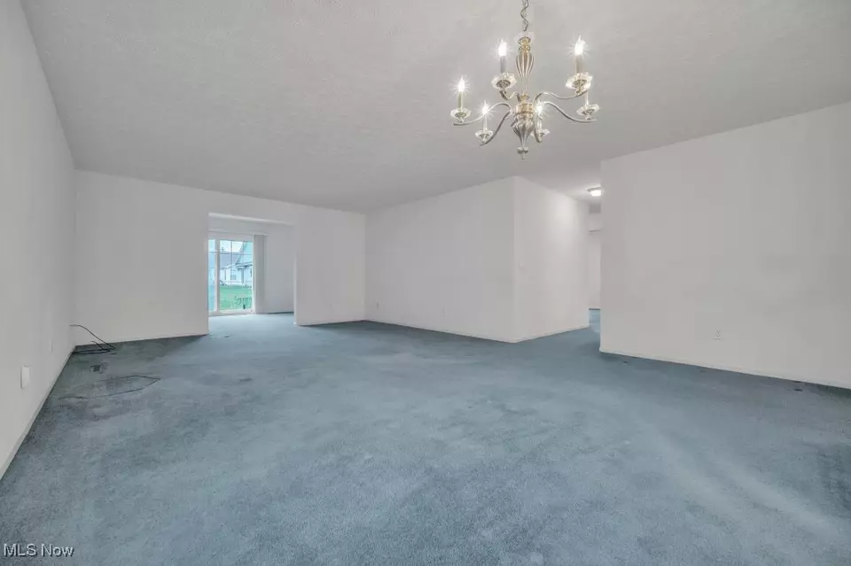 Living - 16822 Hinsdale Ct, Middleburg Heights, OH 44130 photo 1 of 5
