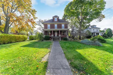 1915 W Erie Ave, Lorain, OH 44052