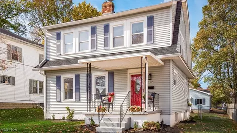 2117 Wilmer St, Zanesville, OH 43701