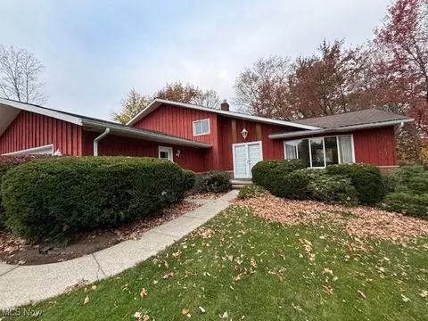 5294 Willet Cir, North Olmsted, OH 44070
