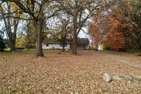 9940 Homestead Rd, Wadsworth, OH 44281
