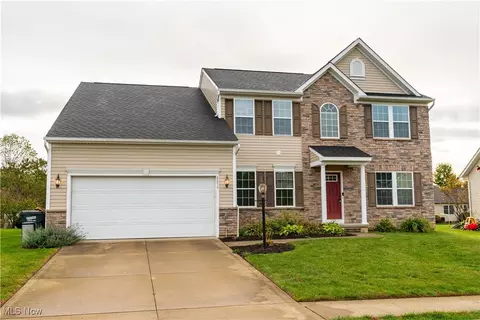 2854 Coldwater Ave NW, Canton, OH 44708