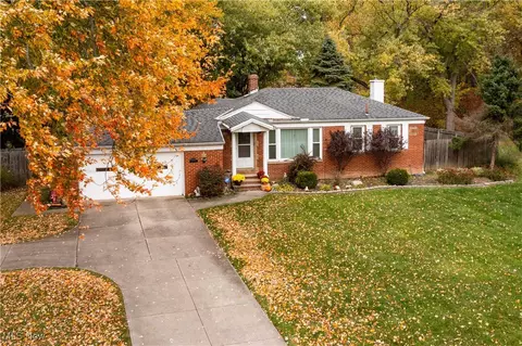37224 Carleen Ave, Avon, OH 44011