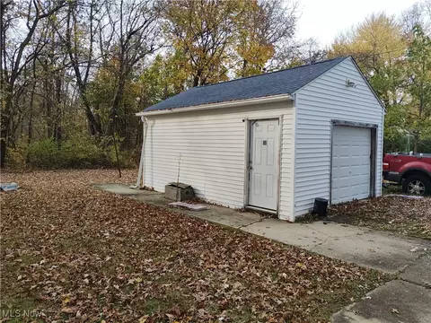 4829 Benefit Ave, Ashtabula, OH 44004 photo 23
