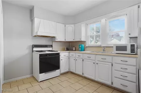 Kitchen - 3206 9th St NW, Canton, OH 44708 photo 1 of 1