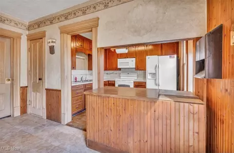 Kitchen - 223 State Route 58, Sullivan, OH 44880 photo 3 of 3