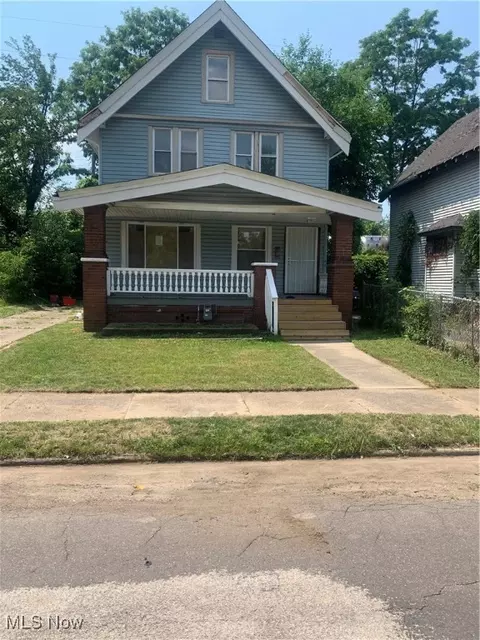 1268 E 133rd St, East Cleveland, OH 44112