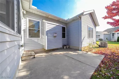 106 Saint Andrews, Elyria, OH 44035 photo 42