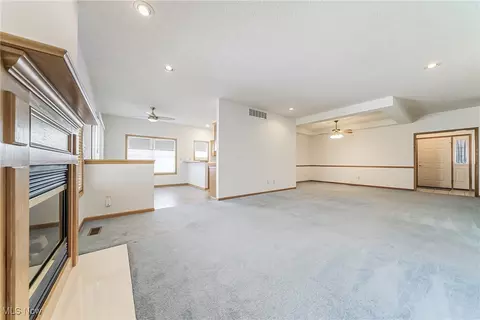 106 Saint Andrews, Elyria, OH 44035 photo 11