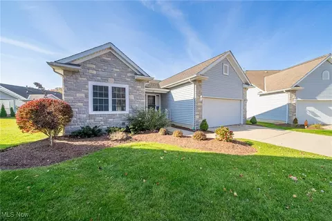 106 Saint Andrews, Elyria, OH 44035 photo 2