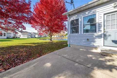 106 Saint Andrews, Elyria, OH 44035 photo 4
