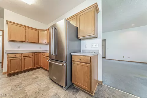 106 Saint Andrews, Elyria, OH 44035 photo 16