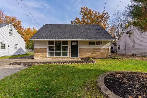 183 Carnegie Ave, Austintown, OH 44515