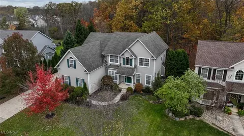 5838 Emerald Lakes Dr, Medina, OH 44256