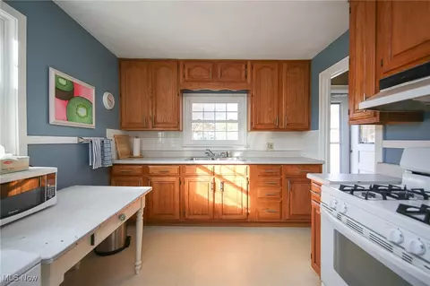 219 Tecumseh Pl, Huron, OH 44839 photo 11