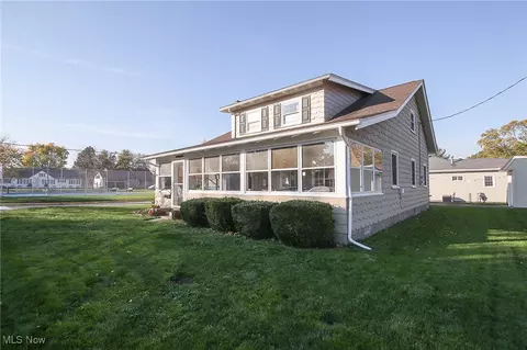 219 Tecumseh Pl, Huron, OH 44839 photo 2