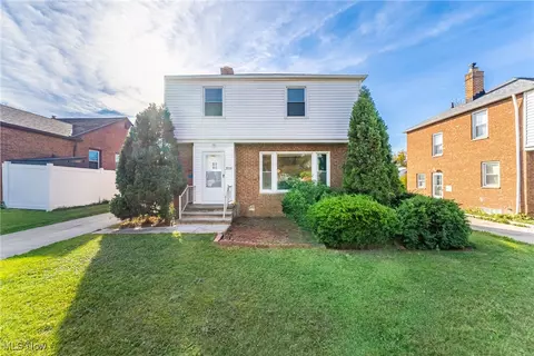 3950 Warrendale Rd, South Euclid, OH 44118