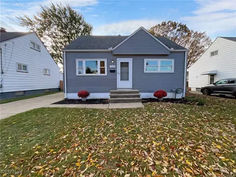 15893 Hummel Rd, Brook Park, OH 44142