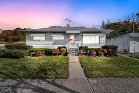 4341 W 180th St, Cleveland, OH 44135
