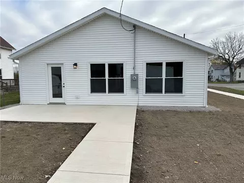 1 N Main St, Willard, OH 44890 photo 4