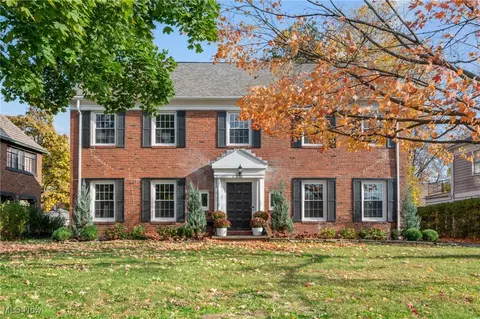 3211 Van Aken Blvd, Shaker Heights, OH 44120
