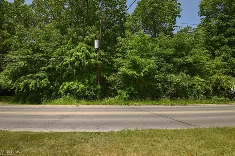 North Road, Niles, OH 44446