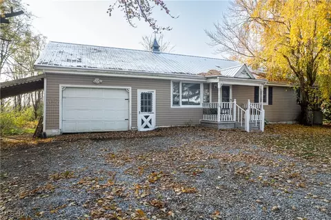 6468 Mudlake Rd, Creston, OH 44217