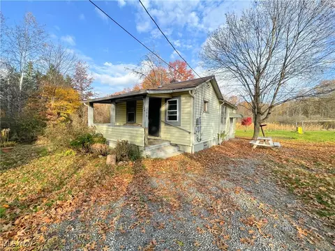2646 Curtis Ave, Youngstown, OH 44505