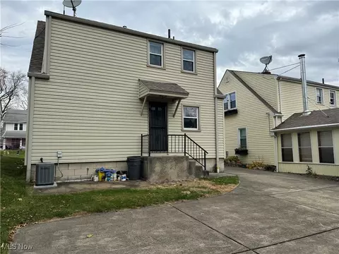 71 Beechwood Dr, Boardman, OH 44512 photo 9