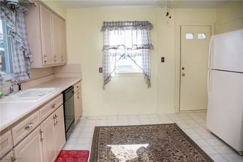 71 Beechwood Dr, Boardman, OH 44512 photo 12