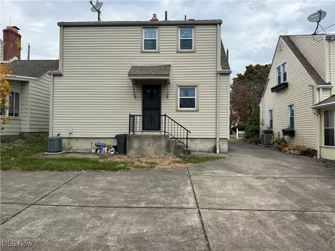 71 Beechwood Dr, Boardman, OH 44512 photo 8