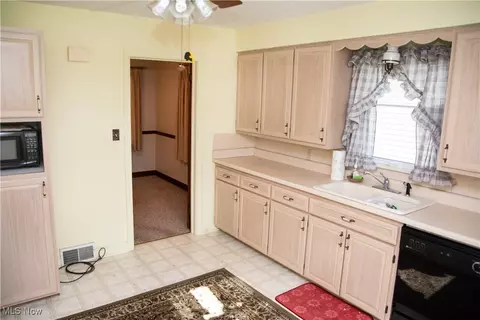 71 Beechwood Dr, Boardman, OH 44512 photo 18