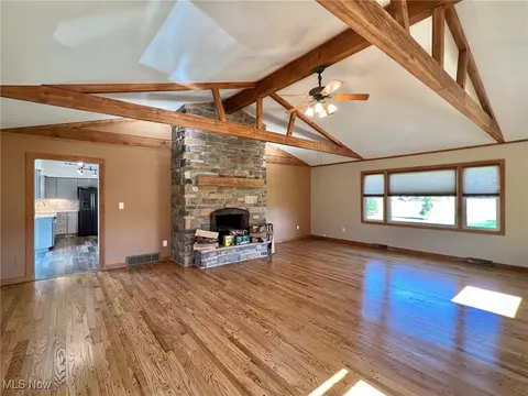 Living - 12380 Bean Rd, Chardon, OH 44024 photo 3 of 6
