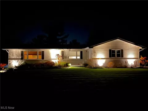 Exterior - 12380 Bean Rd, Chardon, OH 44024 photo 16 of 18