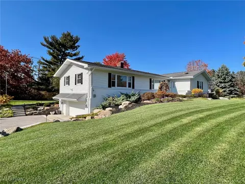 Exterior - 12380 Bean Rd, Chardon, OH 44024 photo 3 of 18