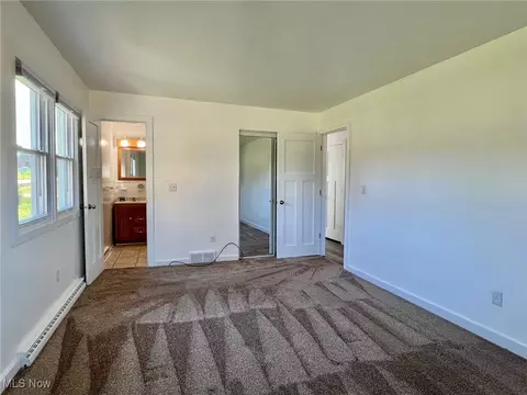 Bedroom - 12380 Bean Rd, Chardon, OH 44024 photo 1 of 5