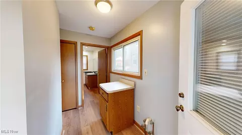1726 E 291st St, Wickliffe, OH 44092 photo 15