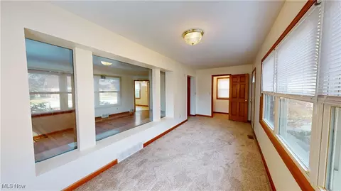 1726 E 291st St, Wickliffe, OH 44092 photo 7
