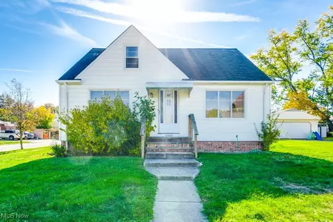 21484 Nicholas Ave, Euclid, OH 44123