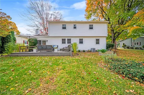 Exterior - 2809 Hedrick Ln, Ashtabula, OH 44004 photo 6 of 10