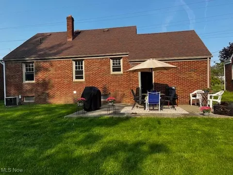 1158 Runge Ave, Struthers, OH 44471 photo 6
