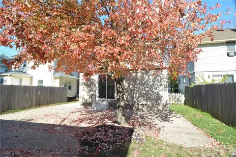 Exterior - 223 Denison Ave, Elyria, OH 44035 photo 6 of 7