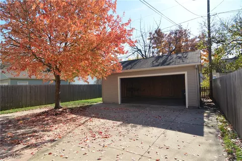 Exterior - 223 Denison Ave, Elyria, OH 44035 photo 7 of 7