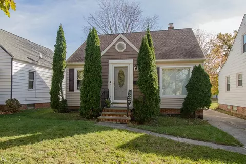 23640 Hartland Dr, Euclid, OH 44123