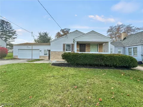434 Rhoda Ave, Youngstown, OH 44509