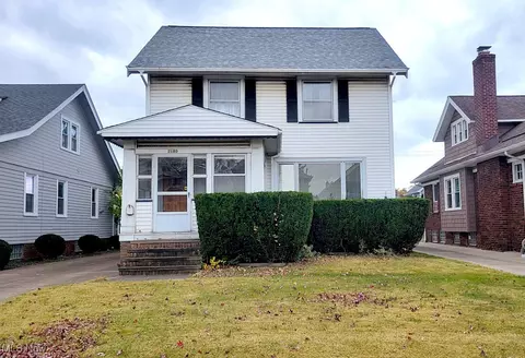 2180 Bunts Rd, Lakewood, OH 44107