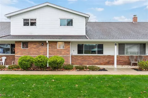25315 Country Club Blvd #9, North Olmsted, OH 44070