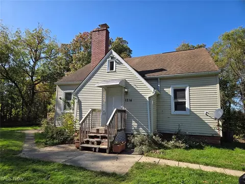 1214 Oak Ave SE, Massillon, OH 44646